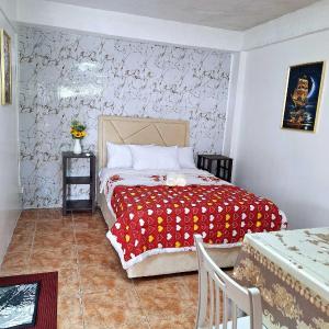 L2 Cozy Family Apartment Room Walk to Damosa Gateway Near SM, SPMC, Airport