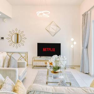 PVH - Tranquil 2BR plus maids with Private Garden - Villanova Amaranta