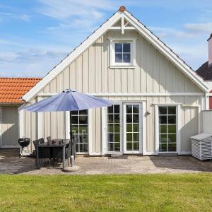 Nice Home In Brenderup Fyn With Sauna