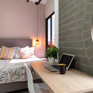 Cozy Laureles Retreat, Stadium Vicinity