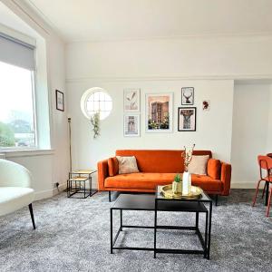 Charming 3-Bed Oasis-free parking