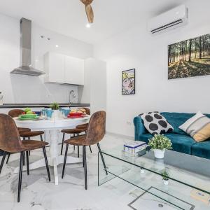Nice newly renovated apartment in Seville Collantes A2