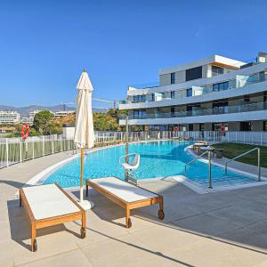 Penthouse with hot tub located close to Selwo
