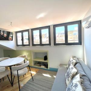 RS3 Stay like a local! Cosy & Modern Apartment with AC! Very Central