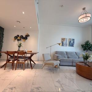 Premium 1BR W Canal & Burj View in Al Habtoor City