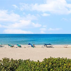 Seaside Beach House 203