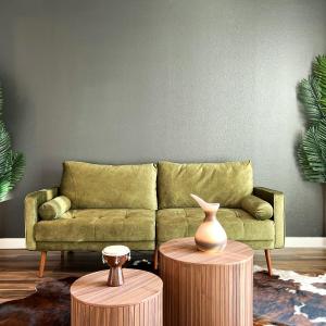 Modern Cosmopolitan APT Mid Hollywood with Free Parking 10mins to Universal Studios