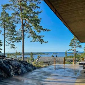 New Cabin With Sea View In Risør