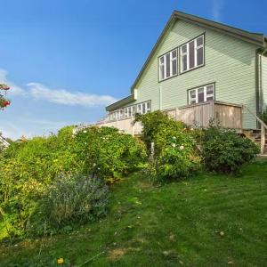 Wooden House With Fjord Views In Hundested