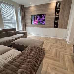 Seaside Retreat Luxury Apartment