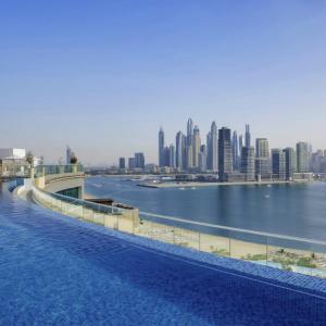 Highend Seven Palm 1BR Private Beach and Infinity Pool