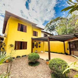 Espaço gourmet e home-office na Granja