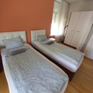 Renovated Apartment Near Zurich Lake Sees Self Checkin