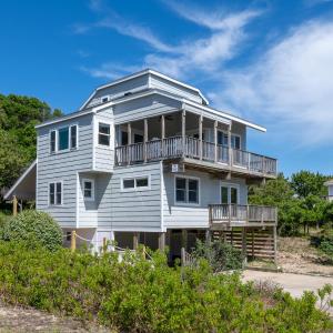 Serenity in Duck D4118 - 3 Min Walk to the Beach, Community Pool!
