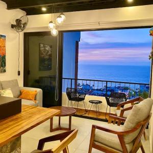 New studio with amazing view! C