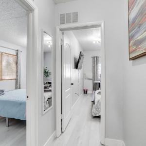 2 bedrooms Guest house by strip