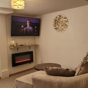 Centrally Located Southside Private Basement Suite