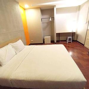 GO INN Silom BTS Surasak- บีทีเอส สุรศักดิ์