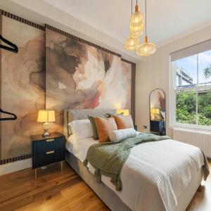 2-Bed Notting Hill Apartment with Garden Access
