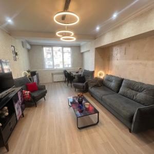 Ararat View 2-Bedroom Apartment - Near Republic Square & Northern Avenue