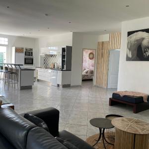 Spacieuse villa dans les pins