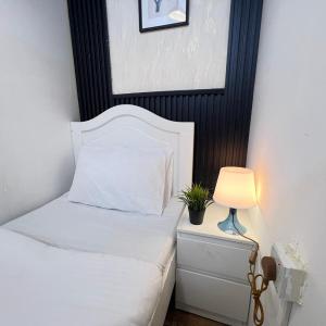 Comfort Nock Partition Room Near Mall Of emirates