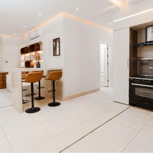 Luxury Home: DedicatedWork Space Parking