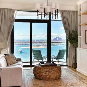 Atlantis View 1BR with Beachfront Access and Balcony