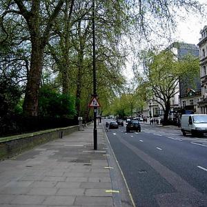 Lovely Quiet Spacious Apartment by Hyde Park