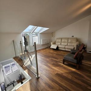 Victoria, 6 bed & 4bath Room Apa