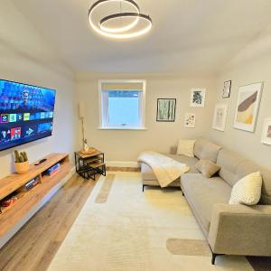 3-Bed Home in Glasgow
