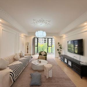 EHUB - Shanghai Garden High Quality Apartment near the Bund