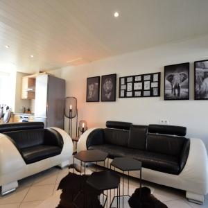 Rochehaut Hideaway with Tub
