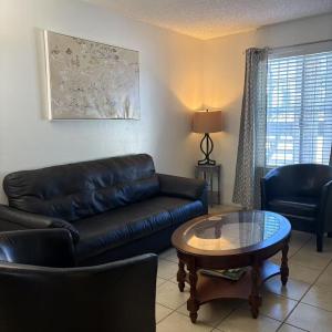 Near Strip & Expo Business Friendly Stay 21