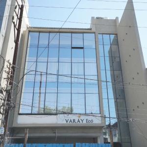 Varay Eco Hotel