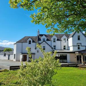 Broadford Hotel