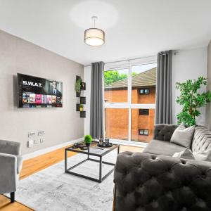 City Centre 2 Bedroom Apartment - JQ - High Speed Internet - Parking 107H