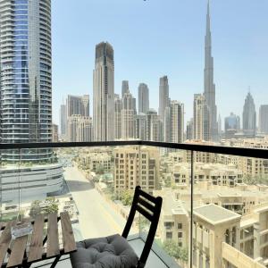 1 Bedroom Apt with Stunning Burj Khalifa View