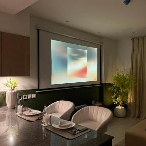 Luxurious Penta Square Theatre Apartment DHA P5