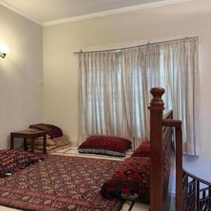 3 Bedroom Property in DHA, Lahore Close to Airport & Shops