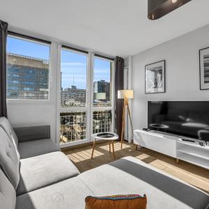 Rondo ONZ Apt - 11th Floor, Top location, Metro - by Rentujemy