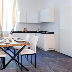 Best location, stylish and modern