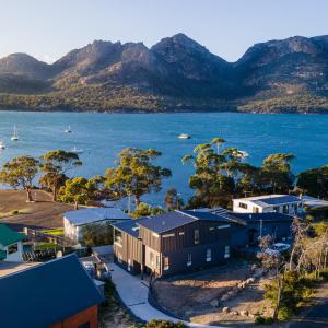 Freycinet on the Bay