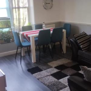 Large Room in a Shared House - Brixton London