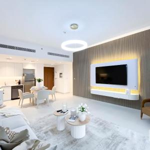 Luxury & Comfort 1B at Al Jadeel 2 Jumeirah Living