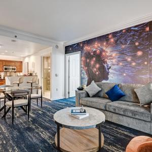 Suite Hub LV HIGH floor Sphere view MGM Signature
