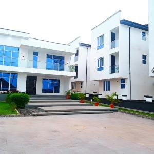 Ifemide Estates - Luxury Homes