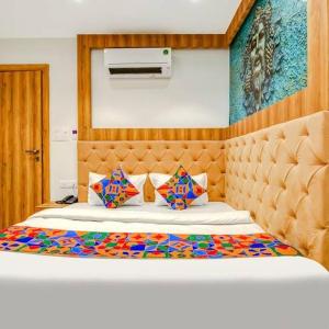 Hotel Purple Orchid