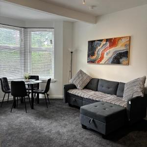 spacious 3 bed modern apartment