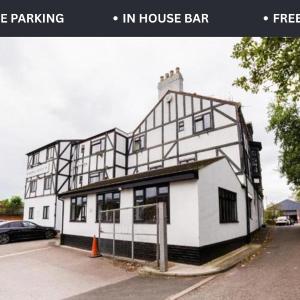 Royal Hotel